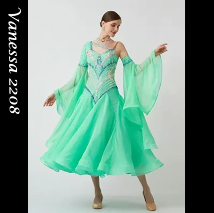 Vanessa 2208