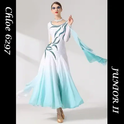 Chloe 6297