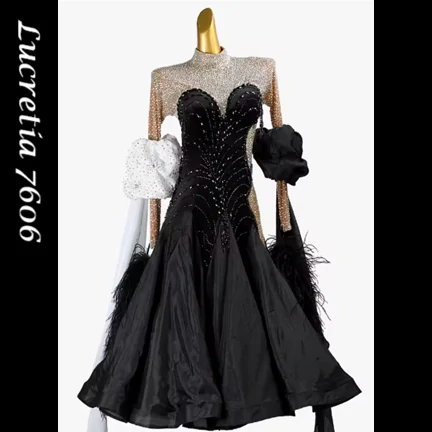 Lucretia 7606