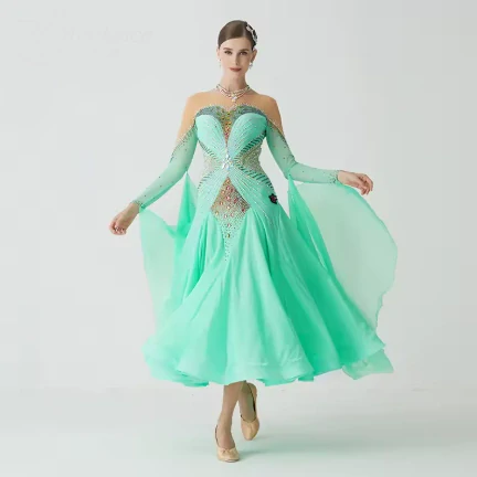 Lucretia 7642