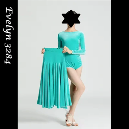 Evelyn 3284