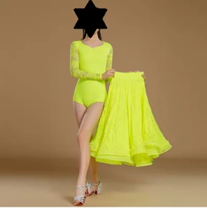 Naomi 4834