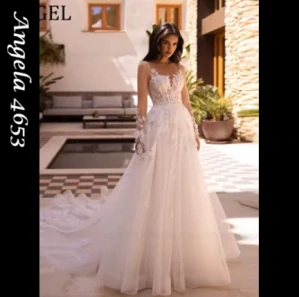 Angela 4653