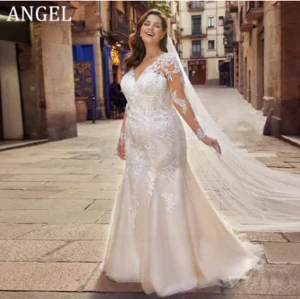 Angela 4665