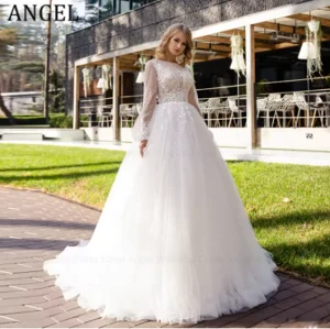 Angela 4677