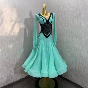 Scarlett 8428