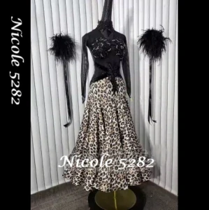 Nicole 5282