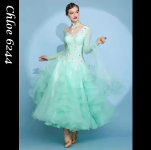 Chloe 6244