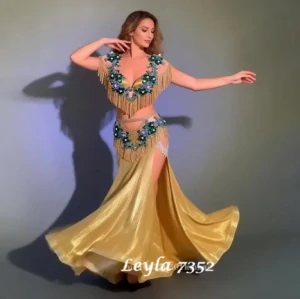Leyla 7352