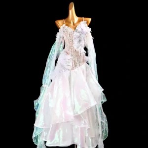 Lucretia 7610