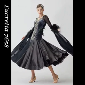 Lucretia 7658