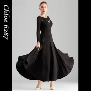 Chloe 6287