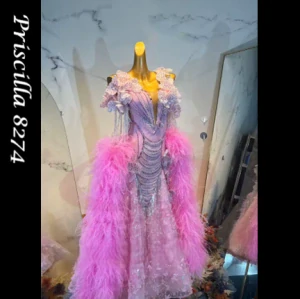 Priscilla 8274