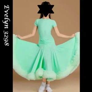 Evelyn 3298