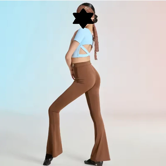 Lara 4636