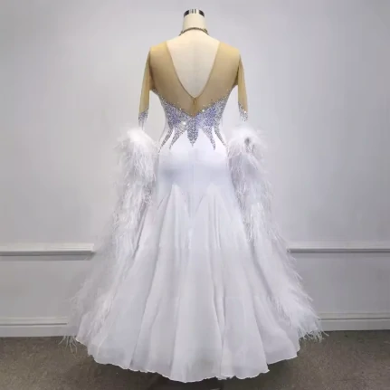 Nicole 5250