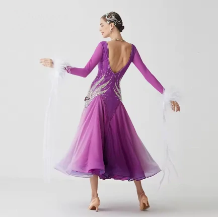 Lucretia 7660