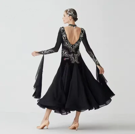 Lucretia 7665