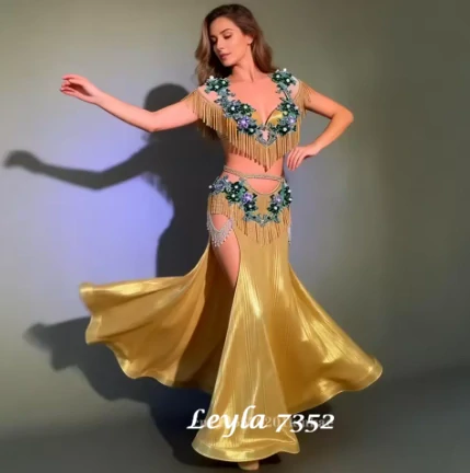 Leyla 7352