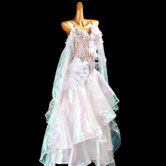 Lucretia 7610
