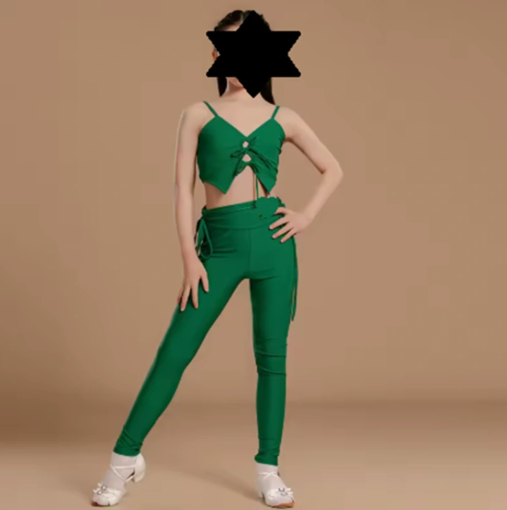 Naomi 4854