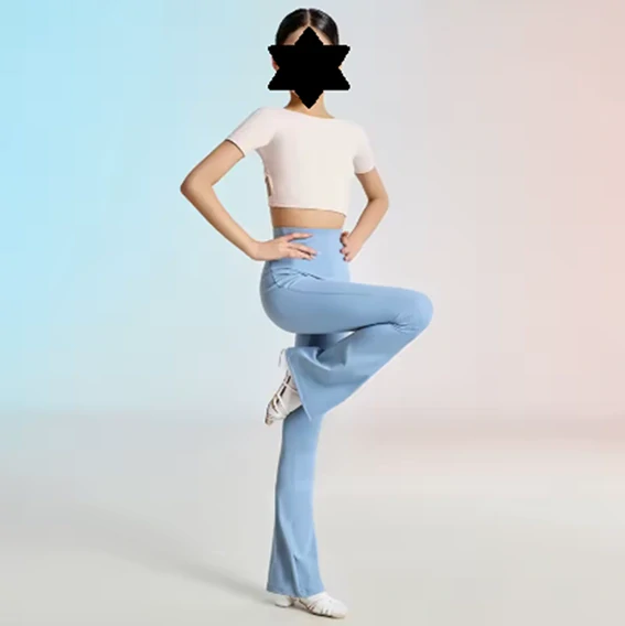 Lara 4638