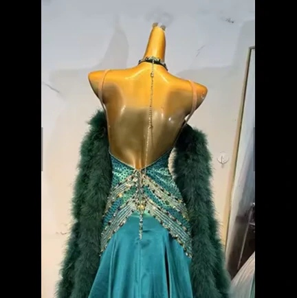 Priscilla 8242
