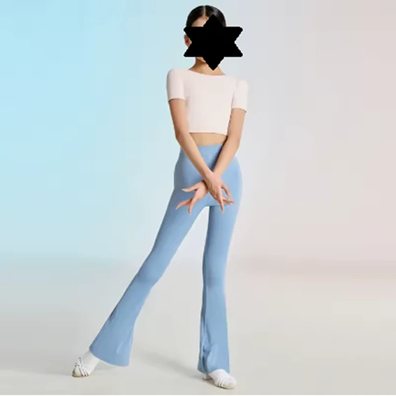Lara 4638