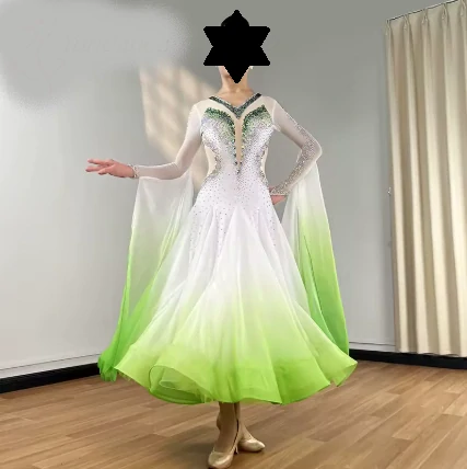 Sissi 4696
